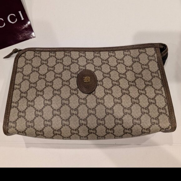 Gucci Supreme clutch - Picture 1 of 6